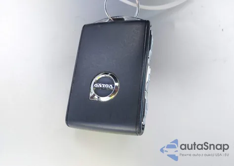 2018 Volvo S90 T5 Momentum z USA, uszkodzony, nr VIN LVY982MK0JP027417